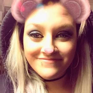 Meet your Posher, Francesca